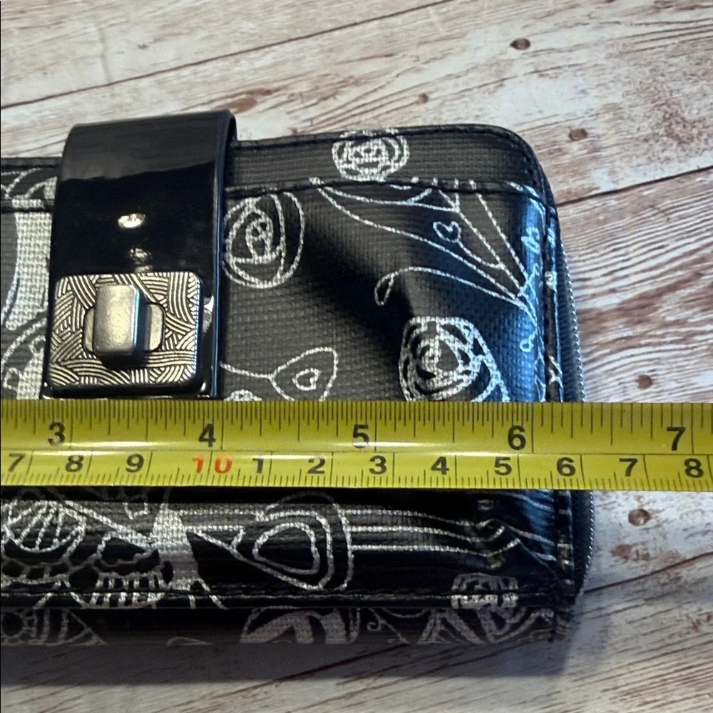 Sakroots Black and silver Patterned wallet clutch wristlet crossbody